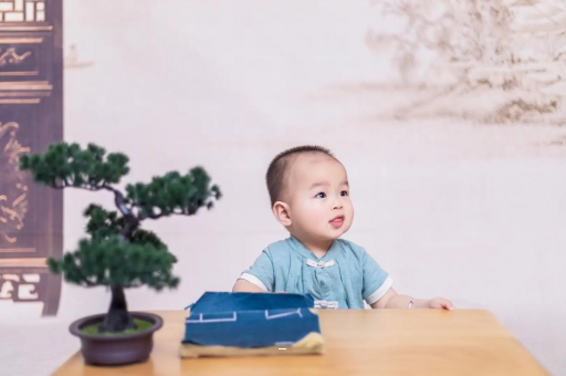 茂名宝宝被跳蚤咬了 茂名宝宝被跳蚤咬了